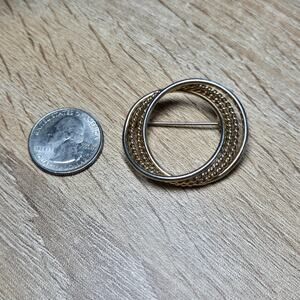 Gold Twist Double Circle Brooch